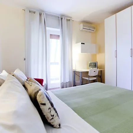Rent Vesuvio شقة سيركولا