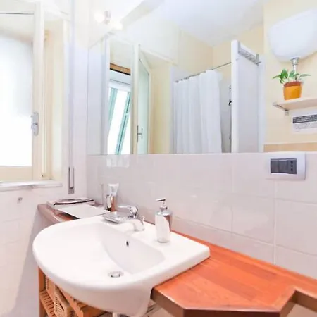 شقة Rent Vesuvio سيركولا