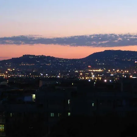 Rent Vesuvio سيركولا